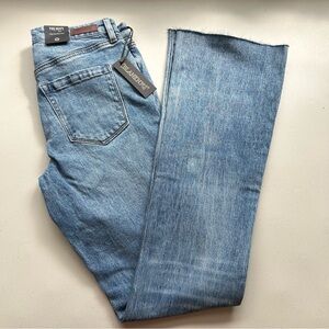 Blank NYC Jeans Womens 4 High Rise Mini Flare The Hoyt Raw Hem Classic N…